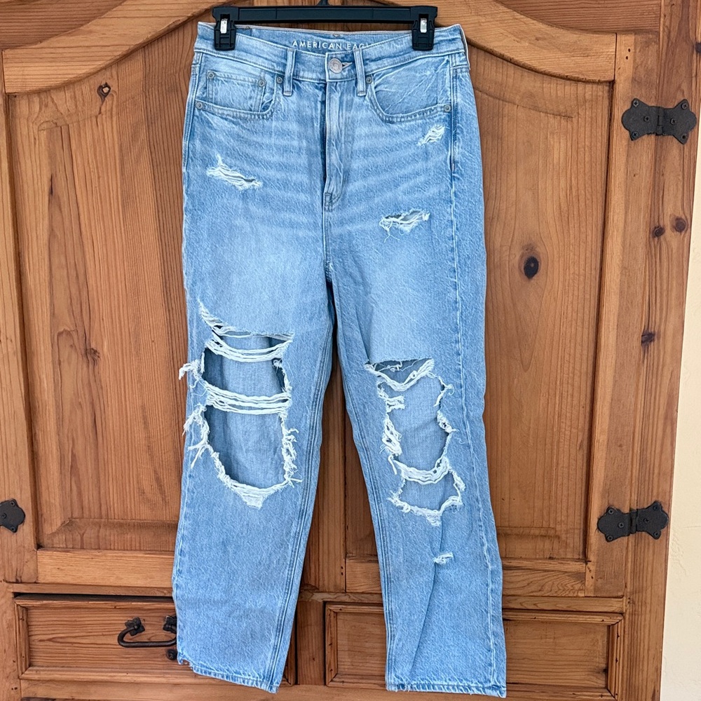 American Eagle Highest Rise 90s Boyfriend Jeans Light Wash